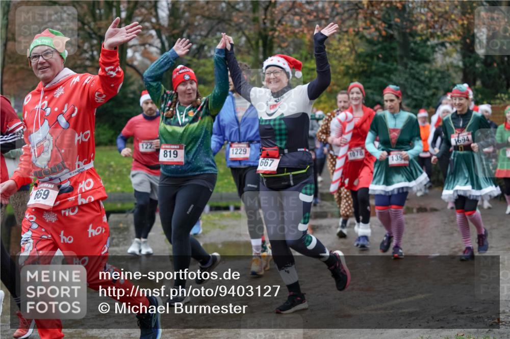 07.12.2025 - St. Pauli X-Mass-Run No. 15 Michael Burmester http://msf.ph/oto/9403127 07.12.2025 10:45:32 Laufen 669, 819, 1229, 694, 667, 1078, 139 meine-sportfotos.de