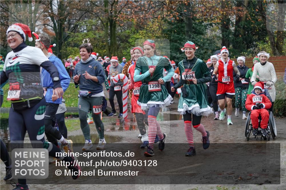07.12.2025 - St. Pauli X-Mass-Run No. 15 Michael Burmester http://msf.ph/oto/9403128 07.12.2025 10:45:33 Laufen 667, 1170, 1464, 107, 1694, 1398, 1252, 1376 meine-sportfotos.de