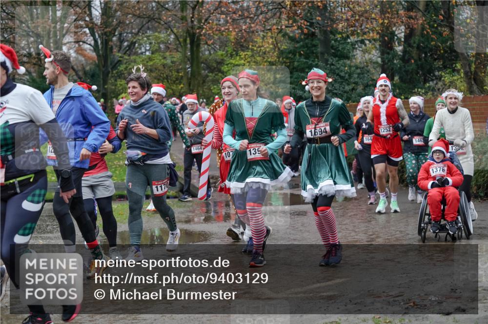 07.12.2025 - St. Pauli X-Mass-Run No. 15 Michael Burmester http://msf.ph/oto/9403129 07.12.2025 10:45:33 Laufen 12, 1170, 1464, 107, 135, 1, 694, 164, 1252, 146, 13, 1376 meine-sportfotos.de