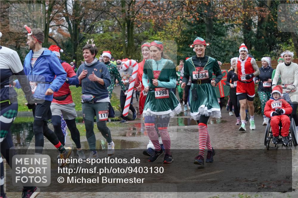 07.12.2025 - St. Pauli X-Mass-Run No. 15 Michael Burmester http://msf.ph/oto/9403130 07.12.2025 10:45:33 Laufen 1170, 1398, 1694, 125, 1463, 1376 meine-sportfotos.de