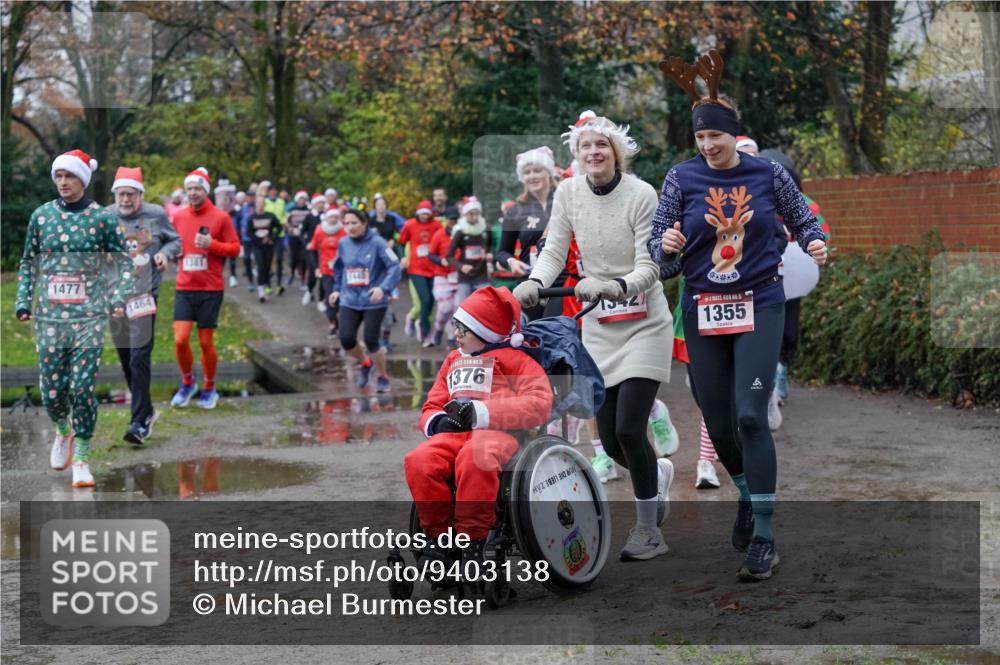 07.12.2025 - St. Pauli X-Mass-Run No. 15 Michael Burmester http://msf.ph/oto/9403138 07.12.2025 10:45:35 Laufen 1477, 1464, 13811, 15, 1376, 154, 1355 meine-sportfotos.de