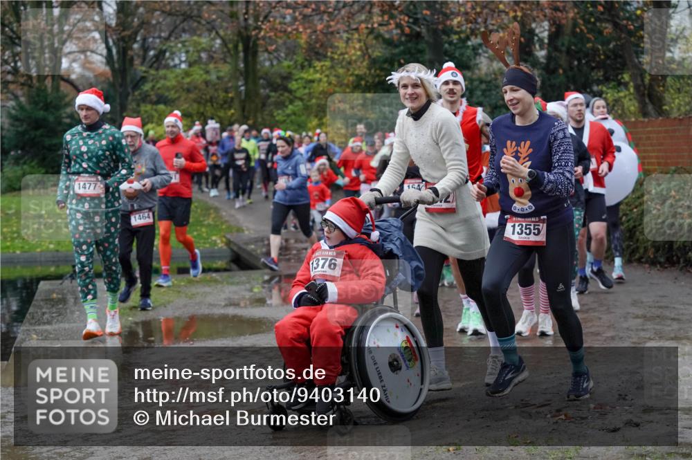 07.12.2025 - St. Pauli X-Mass-Run No. 15 Michael Burmester http://msf.ph/oto/9403140 07.12.2025 10:45:35 Laufen 1477, 1464, 15, 1376, 164, 15, 1355 meine-sportfotos.de