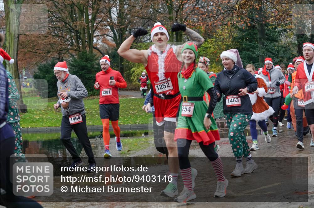 07.12.2025 - St. Pauli X-Mass-Run No. 15 Michael Burmester http://msf.ph/oto/9403146 07.12.2025 10:45:36 Laufen 1464, 1381, 1252, 254, 1463, 1442, 123, 4471 meine-sportfotos.de