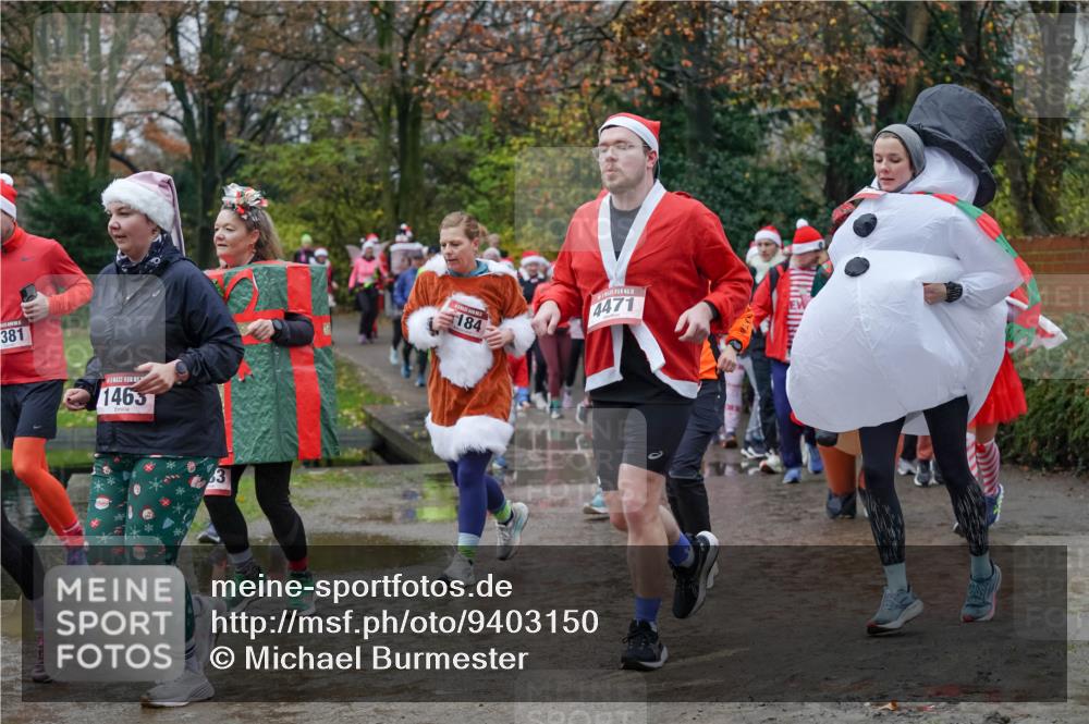 07.12.2025 - St. Pauli X-Mass-Run No. 15 Michael Burmester http://msf.ph/oto/9403150 07.12.2025 10:45:37 Laufen 381, 1463, 63, 184, 4471 meine-sportfotos.de
