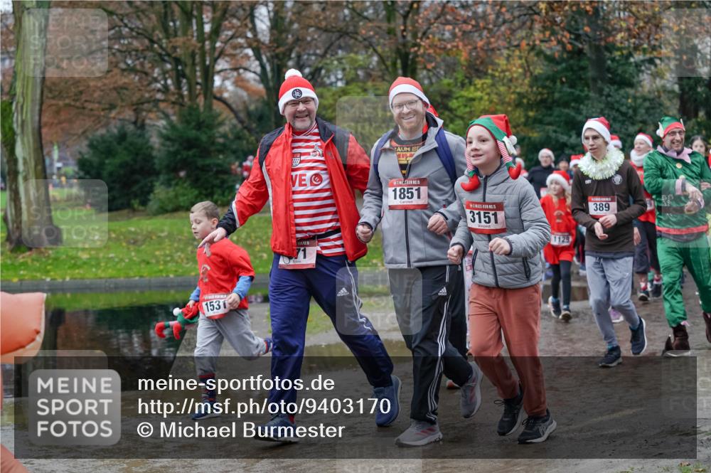 07.12.2025 - St. Pauli X-Mass-Run No. 15 Michael Burmester http://msf.ph/oto/9403170 07.12.2025 10:45:41 Laufen 1531, 15, 1851, 15, 3151, 1129, 389 meine-sportfotos.de