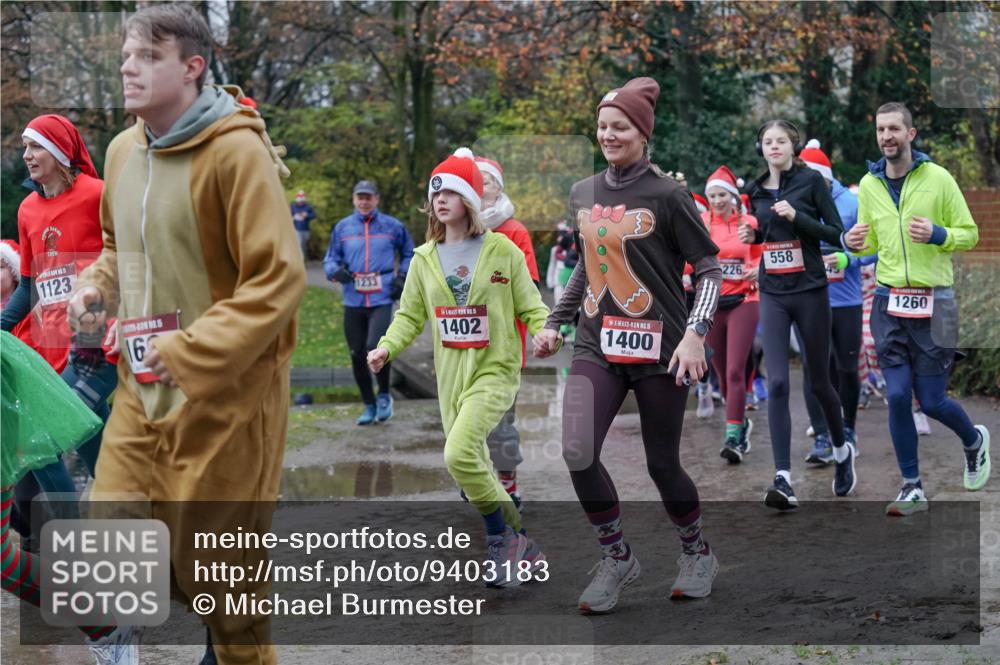 07.12.2025 - St. Pauli X-Mass-Run No. 15 Michael Burmester http://msf.ph/oto/9403183 07.12.2025 10:45:44 Laufen 1123, 16, 1233, 5, 1402, 15, 1400, 558, 226, 43, 1260 meine-sportfotos.de