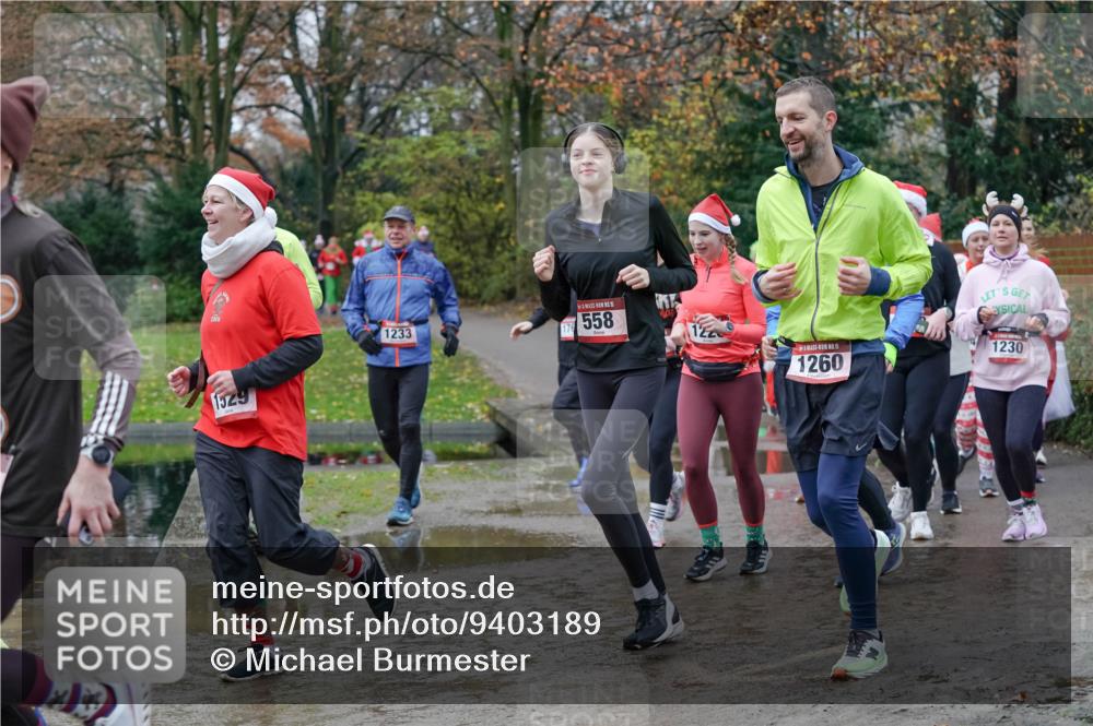 07.12.2025 - St. Pauli X-Mass-Run No. 15 Michael Burmester http://msf.ph/oto/9403189 07.12.2025 10:45:45 Laufen 1529, 1233, 2, 15, 558, 15, 1260, 1230 meine-sportfotos.de