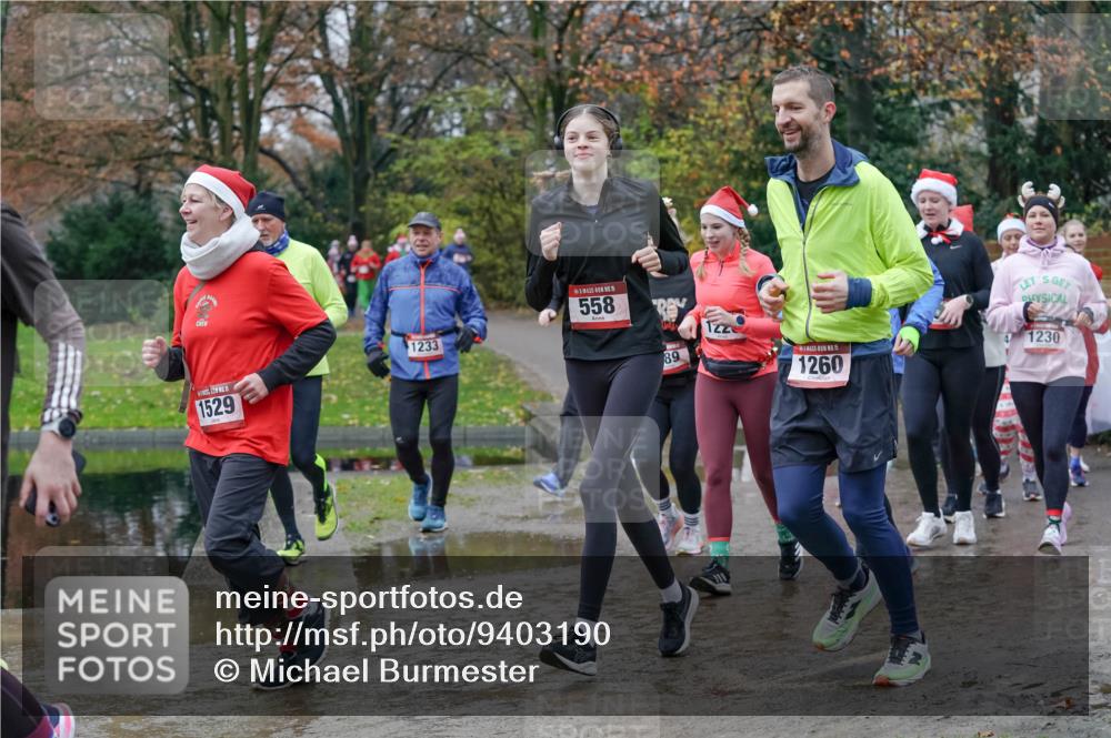 07.12.2025 - St. Pauli X-Mass-Run No. 15 Michael Burmester http://msf.ph/oto/9403190 07.12.2025 10:45:46 Laufen 1529, 1233, 15, 558, 89, 122, 15, 1260, 1230 meine-sportfotos.de