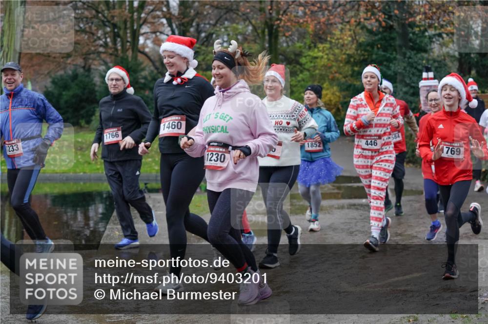 07.12.2025 - St. Pauli X-Mass-Run No. 15 Michael Burmester http://msf.ph/oto/9403201 07.12.2025 10:45:48 Laufen 1233, 1766, 1460, 1230, 1852, 446, 1769 meine-sportfotos.de