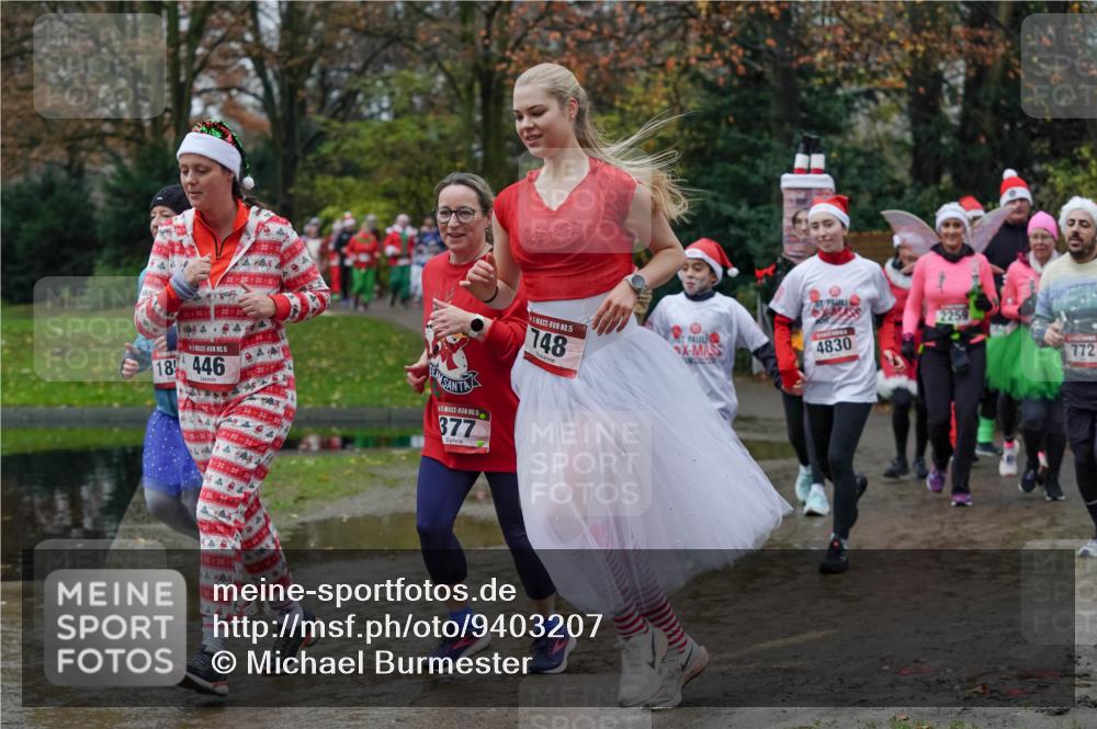 07.12.2025 - St. Pauli X-Mass-Run No. 15 Michael Burmester http://msf.ph/oto/9403207 07.12.2025 10:45:49 Laufen 15, 18, 446, 377, 15, 148, 4830, 2259, 772 meine-sportfotos.de