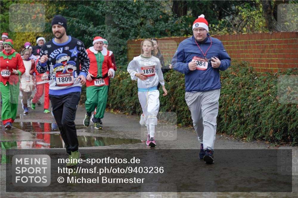 07.12.2025 - St. Pauli X-Mass-Run No. 15 Michael Burmester http://msf.ph/oto/9403236 07.12.2025 10:46:00 Laufen 084, 2040, 1810, 122, 1809, 1776 meine-sportfotos.de