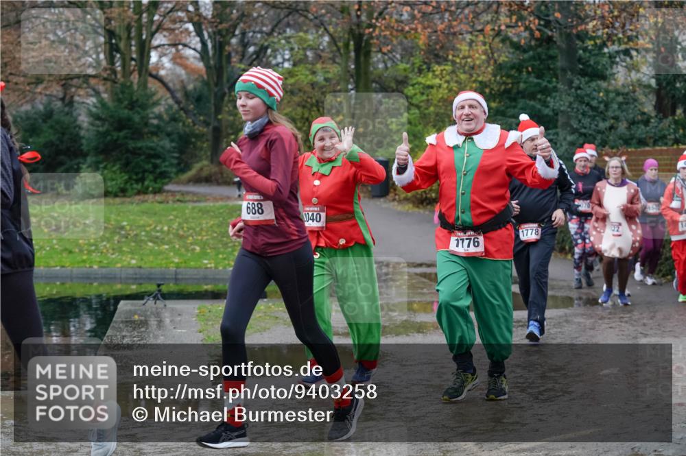07.12.2025 - St. Pauli X-Mass-Run No. 15 Michael Burmester http://msf.ph/oto/9403258 07.12.2025 10:46:05 Laufen 688, 88, 2040, 1776, 1778 meine-sportfotos.de