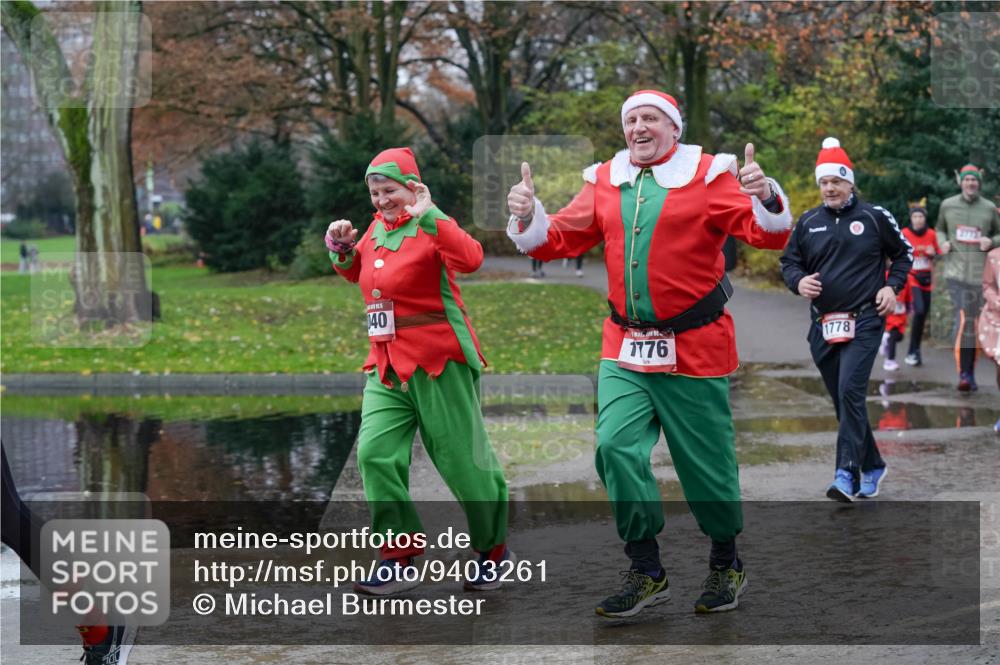 07.12.2025 - St. Pauli X-Mass-Run No. 15 Michael Burmester http://msf.ph/oto/9403261 07.12.2025 10:46:06 Laufen 140, 1776, 1778, 2775 meine-sportfotos.de