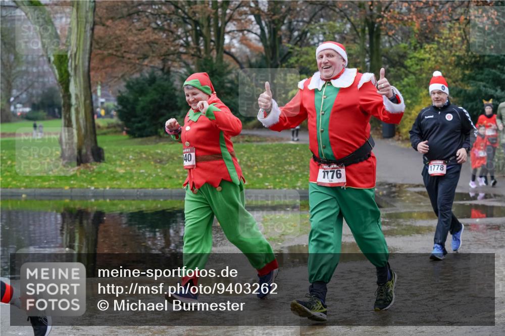07.12.2025 - St. Pauli X-Mass-Run No. 15 Michael Burmester http://msf.ph/oto/9403262 07.12.2025 10:46:06 Laufen 40, 1776, 1778 meine-sportfotos.de