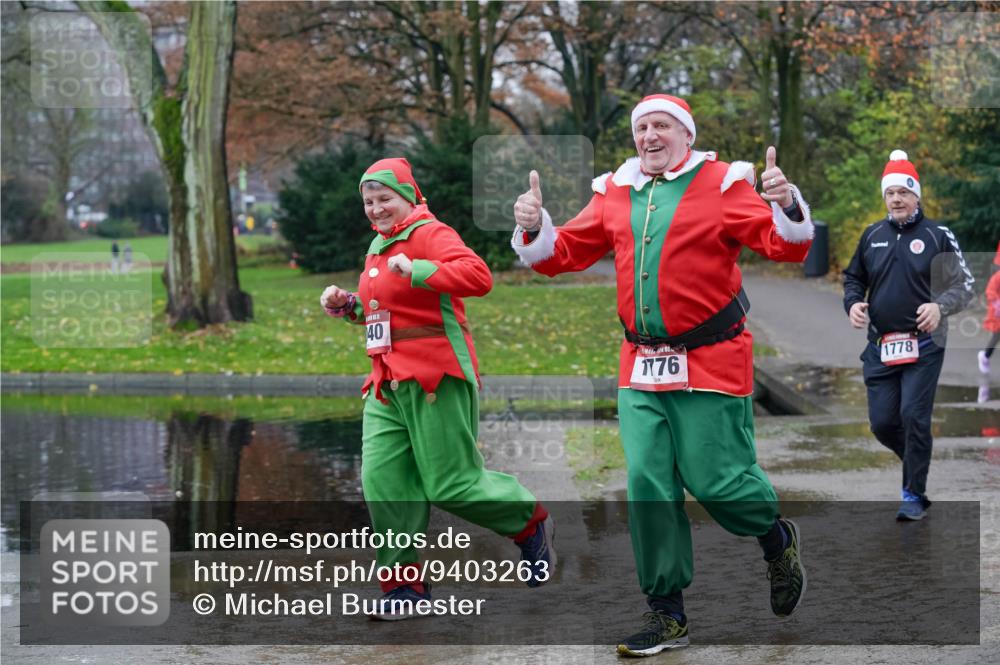07.12.2025 - St. Pauli X-Mass-Run No. 15 Michael Burmester http://msf.ph/oto/9403263 07.12.2025 10:46:06 Laufen 40, 1776, 1778 meine-sportfotos.de