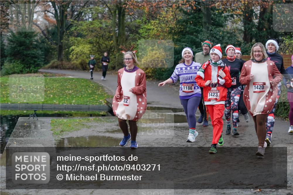 07.12.2025 - St. Pauli X-Mass-Run No. 15 Michael Burmester http://msf.ph/oto/9403271 07.12.2025 10:46:08 Laufen 22, 1186, 1423, 1420 meine-sportfotos.de