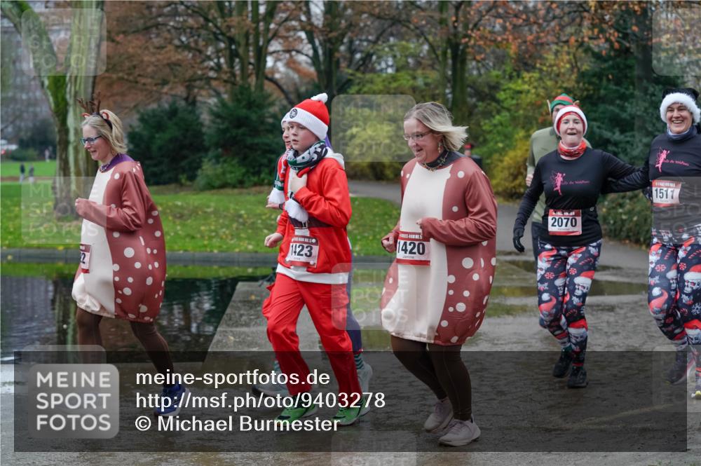 07.12.2025 - St. Pauli X-Mass-Run No. 15 Michael Burmester http://msf.ph/oto/9403278 07.12.2025 10:46:10 Laufen 115, 22, 1423, 1420, 2070, 1511 meine-sportfotos.de