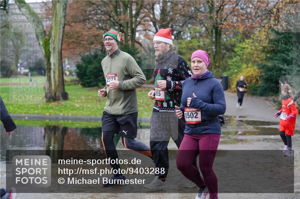 07.12.2025 - St. Pauli X-Mass-Run No. 15 Michael Burmester http://msf.ph/oto/9403288 07.12.2025 10:46:12 Laufen 2773, 85, 5, 1502, 114 meine-sportfotos.de