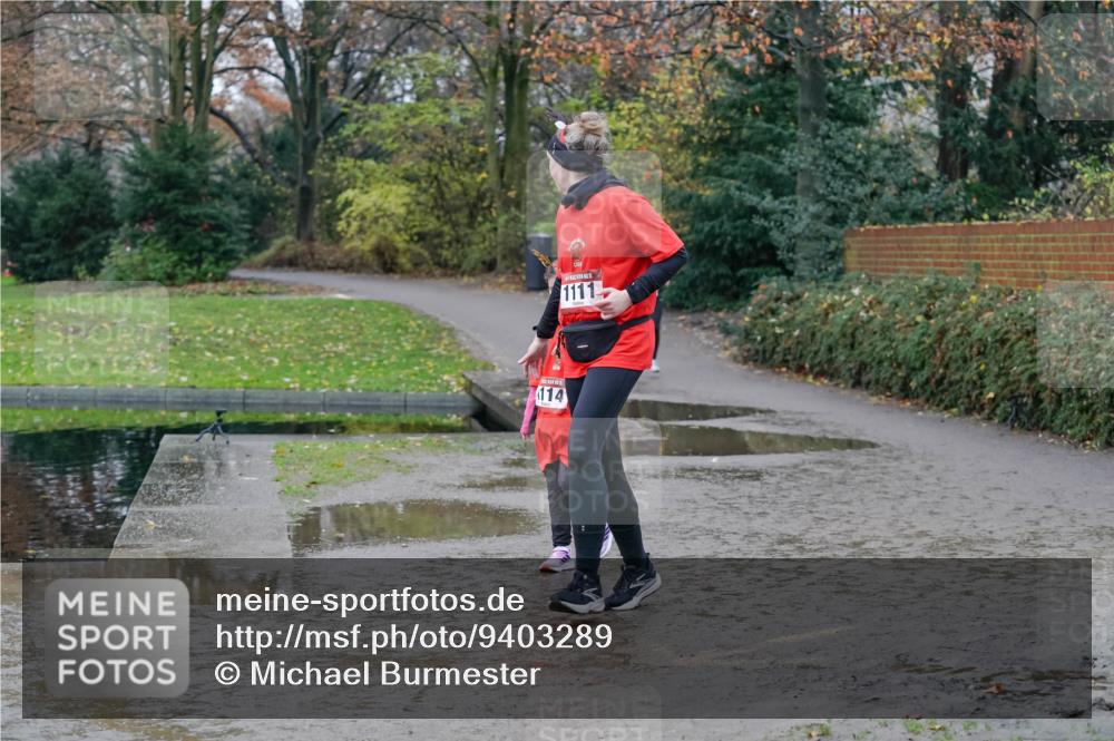 07.12.2025 - St. Pauli X-Mass-Run No. 15 Michael Burmester http://msf.ph/oto/9403289 07.12.2025 10:46:13 Laufen 114, 1111 meine-sportfotos.de