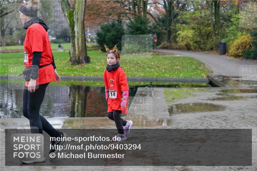 07.12.2025 - St. Pauli X-Mass-Run No. 15 Michael Burmester http://msf.ph/oto/9403294 07.12.2025 10:46:15 Laufen 11, 15, 114 meine-sportfotos.de