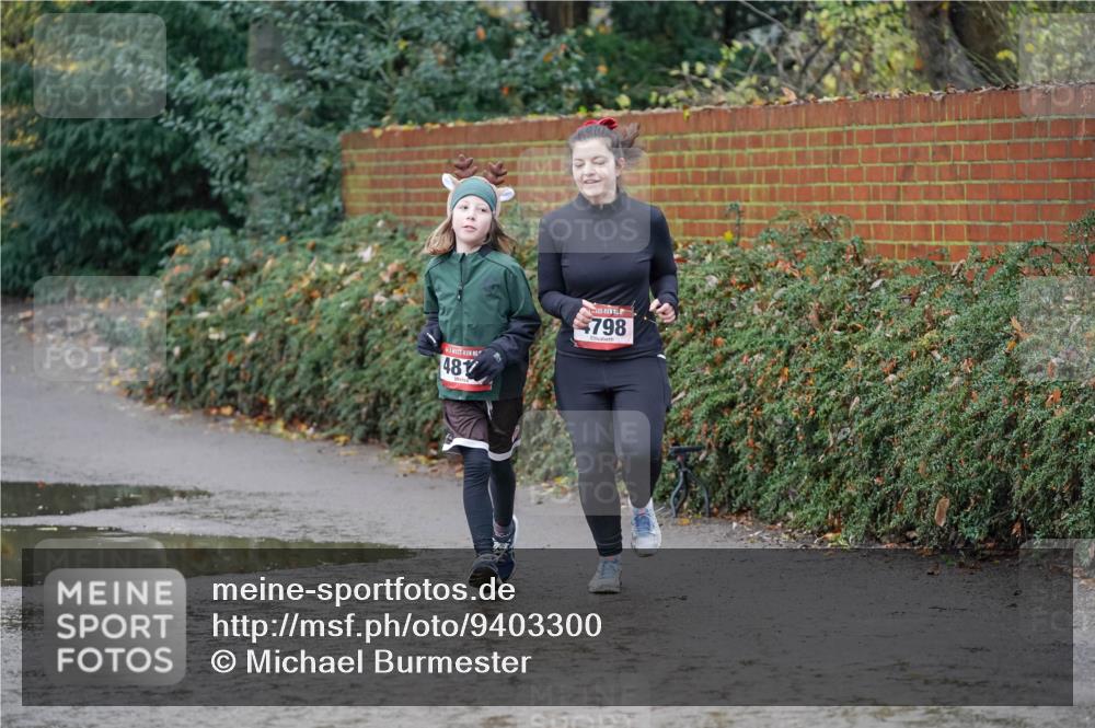 07.12.2025 - St. Pauli X-Mass-Run No. 15 Michael Burmester http://msf.ph/oto/9403300 07.12.2025 10:46:18 Laufen 481, 798 meine-sportfotos.de