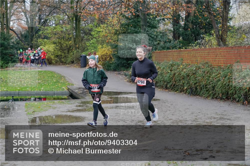 07.12.2025 - St. Pauli X-Mass-Run No. 15 Michael Burmester http://msf.ph/oto/9403304 07.12.2025 10:46:21 Laufen 81, 4798 meine-sportfotos.de