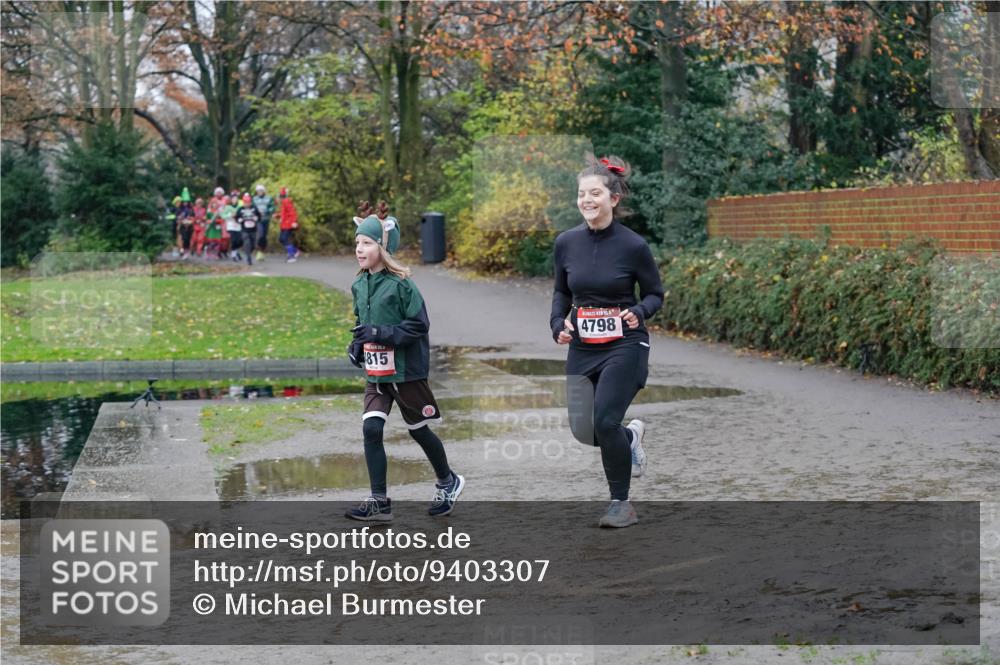 07.12.2025 - St. Pauli X-Mass-Run No. 15 Michael Burmester http://msf.ph/oto/9403307 07.12.2025 10:46:21 Laufen 815, 4798 meine-sportfotos.de