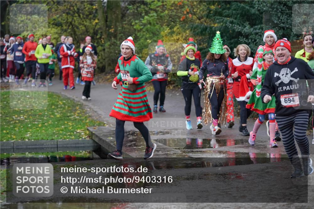 07.12.2025 - St. Pauli X-Mass-Run No. 15 Michael Burmester http://msf.ph/oto/9403316 07.12.2025 10:46:36 Laufen 77, 694 meine-sportfotos.de