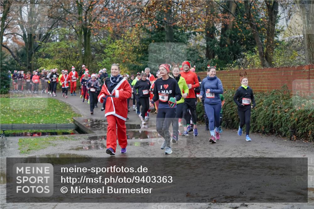 07.12.2025 - St. Pauli X-Mass-Run No. 15 Michael Burmester http://msf.ph/oto/9403363 07.12.2025 10:46:50 Laufen 1692, 1175, 46, 1178 meine-sportfotos.de