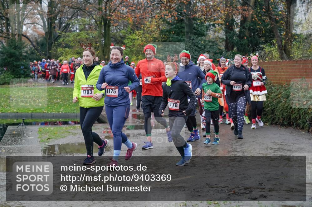 07.12.2025 - St. Pauli X-Mass-Run No. 15 Michael Burmester http://msf.ph/oto/9403369 07.12.2025 10:46:52 Laufen 1703, 1703, 1175, 48, 1178, 802, 4796, 31 meine-sportfotos.de