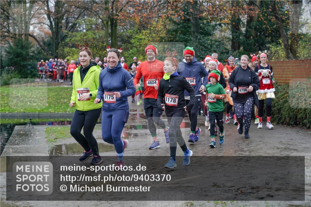 07.12.2025 - St. Pauli X-Mass-Run No. 15 Michael Burmester http://msf.ph/oto/9403370 07.12.2025 10:46:52 Laufen 1703, 1175, 4804, 1178, 794, 802, 4796, 31 meine-sportfotos.de