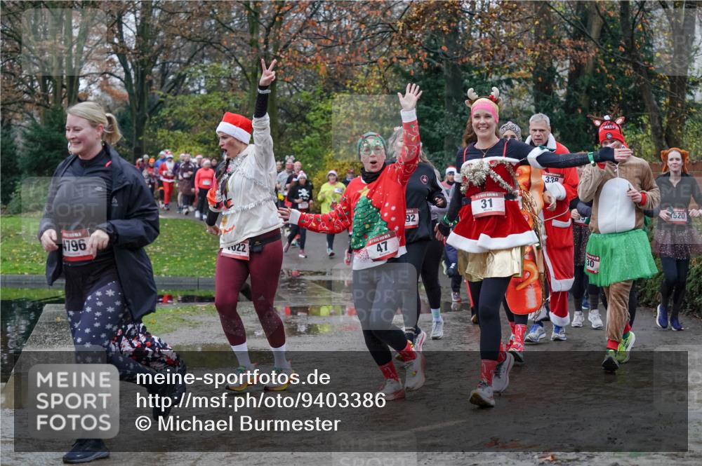 07.12.2025 - St. Pauli X-Mass-Run No. 15 Michael Burmester http://msf.ph/oto/9403386 07.12.2025 10:46:55 Laufen 4796, 22, 47, 92, 31, 3, 39, 30, 520 meine-sportfotos.de