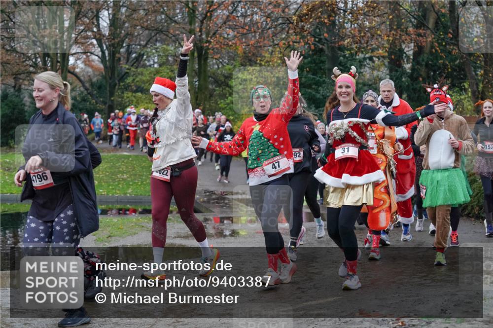 07.12.2025 - St. Pauli X-Mass-Run No. 15 Michael Burmester http://msf.ph/oto/9403387 07.12.2025 10:46:55 Laufen 4796, 022, 47, 92, 31, 152 meine-sportfotos.de