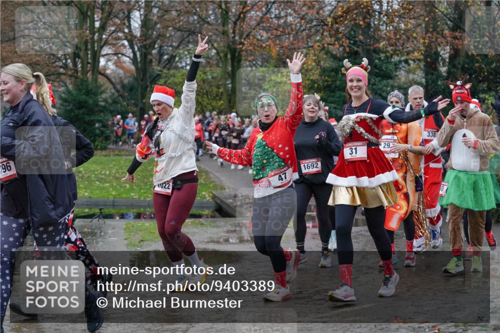 07.12.2025 - St. Pauli X-Mass-Run No. 15 Michael Burmester http://msf.ph/oto/9403389 07.12.2025 10:46:56 Laufen 796, 022, 47, 1692, 5, 31, 29, 338 meine-sportfotos.de