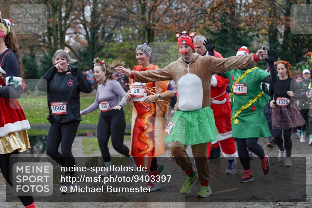 07.12.2025 - St. Pauli X-Mass-Run No. 15 Michael Burmester http://msf.ph/oto/9403397 07.12.2025 10:46:57 Laufen 29, 1692, 335, 341, 1525 meine-sportfotos.de