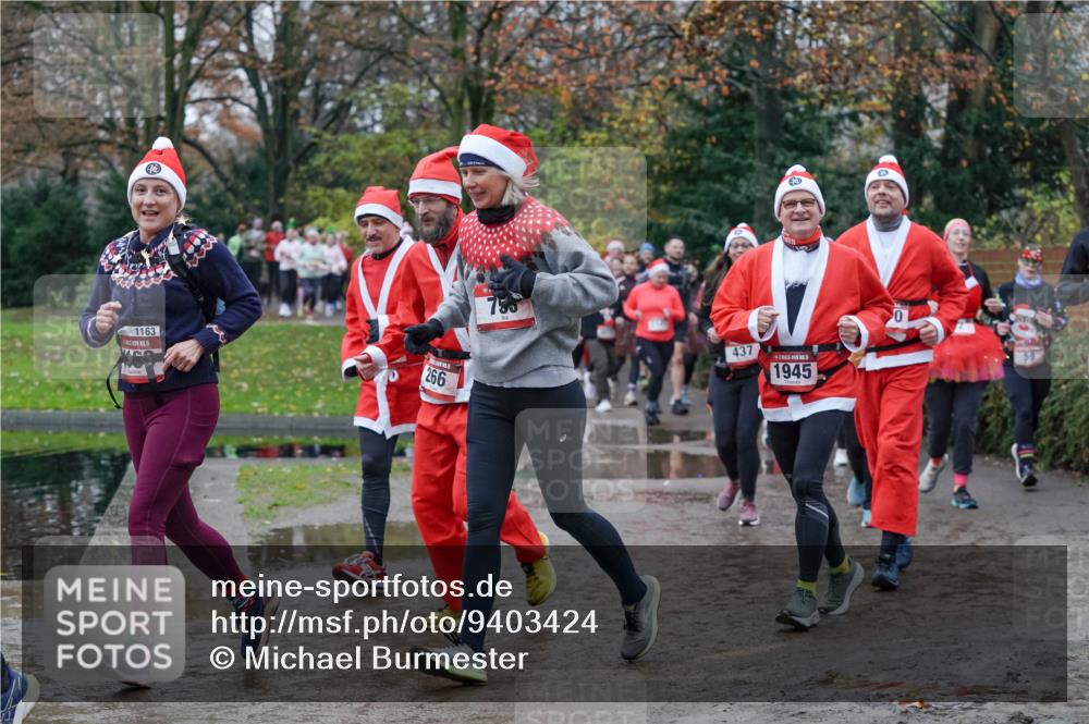 07.12.2025 - St. Pauli X-Mass-Run No. 15 Michael Burmester http://msf.ph/oto/9403424 07.12.2025 10:47:04 Laufen 1163, 15, 266, 753, 437, 15, 1945, 0, 59 meine-sportfotos.de