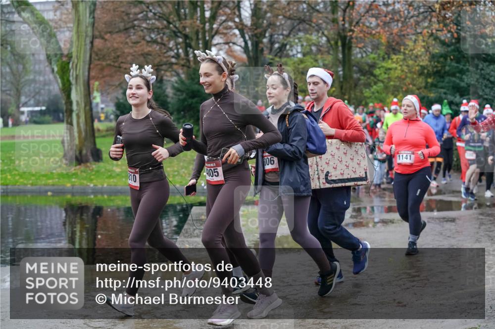 07.12.2025 - St. Pauli X-Mass-Run No. 15 Michael Burmester http://msf.ph/oto/9403448 07.12.2025 10:47:09 Laufen 10, 15, 4805, 006, 1141 meine-sportfotos.de
