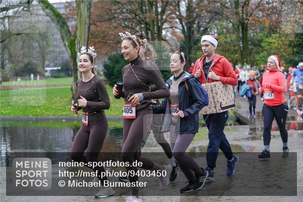 07.12.2025 - St. Pauli X-Mass-Run No. 15 Michael Burmester http://msf.ph/oto/9403450 07.12.2025 10:47:09 Laufen 10, 05, 405, 006, 1141 meine-sportfotos.de