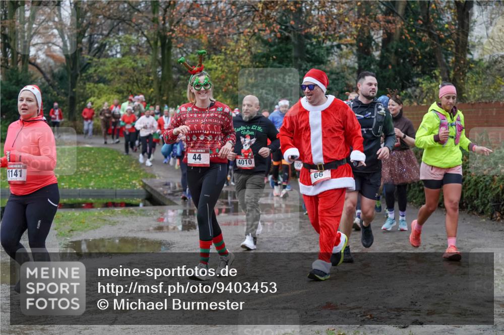 07.12.2025 - St. Pauli X-Mass-Run No. 15 Michael Burmester http://msf.ph/oto/9403453 07.12.2025 10:47:11 Laufen 15, 1141, 55, 44, 4010, 66 meine-sportfotos.de