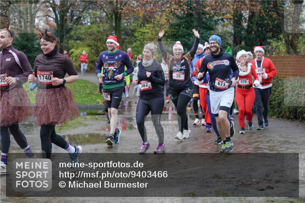 07.12.2025 - St. Pauli X-Mass-Run No. 15 Michael Burmester http://msf.ph/oto/9403466 07.12.2025 10:47:13 Laufen 39, 5, 1740, 682, 76, 10, 671, 839, 888, 00 meine-sportfotos.de