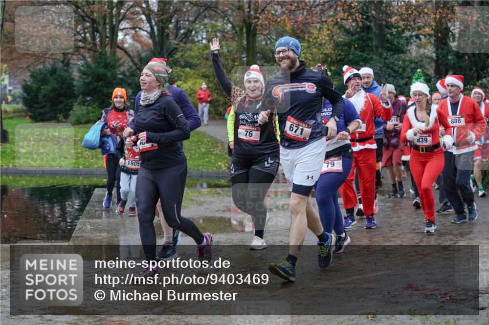 07.12.2025 - St. Pauli X-Mass-Run No. 15 Michael Burmester http://msf.ph/oto/9403469 07.12.2025 10:47:14 Laufen 1805, 76, 5, 671, 79, 1610, 839, 888 meine-sportfotos.de