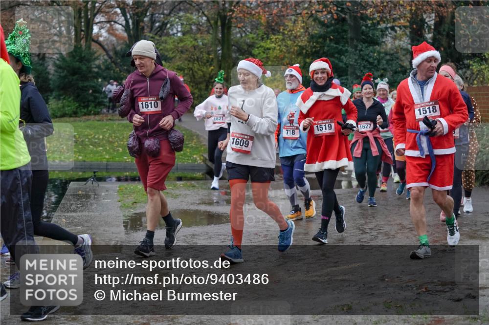 07.12.2025 - St. Pauli X-Mass-Run No. 15 Michael Burmester http://msf.ph/oto/9403486 07.12.2025 10:47:18 Laufen 1, 1610, 1821, 1519, 1627, 718, 1609, 1518 meine-sportfotos.de