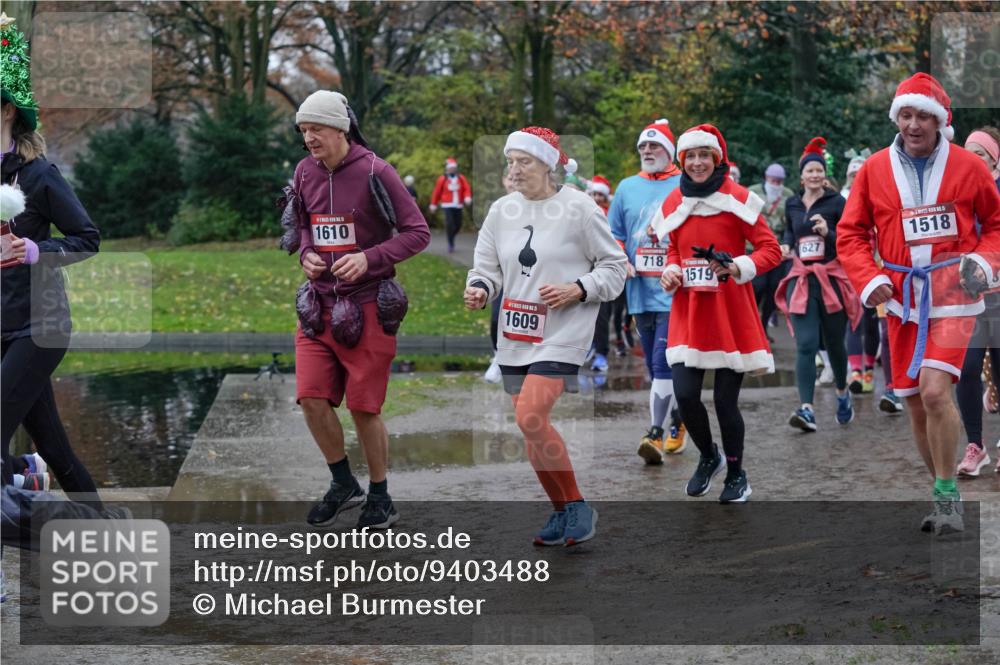 07.12.2025 - St. Pauli X-Mass-Run No. 15 Michael Burmester http://msf.ph/oto/9403488 07.12.2025 10:47:19 Laufen 1610, 1609, 718, 1519, 627, 1518 meine-sportfotos.de