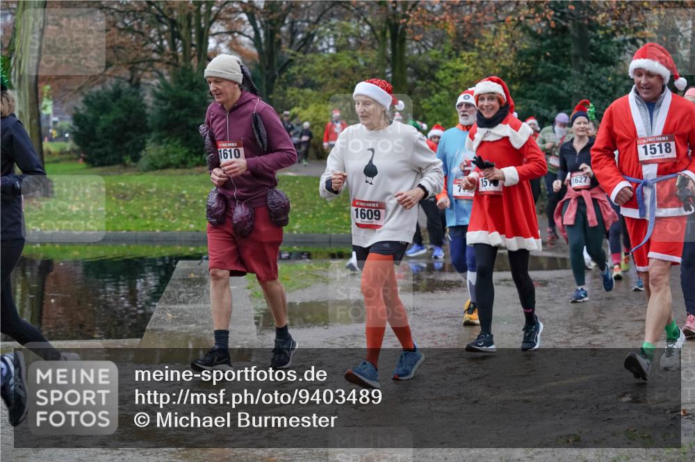 07.12.2025 - St. Pauli X-Mass-Run No. 15 Michael Burmester http://msf.ph/oto/9403489 07.12.2025 10:47:19 Laufen 1610, 1609, 15, 1518, 1627 meine-sportfotos.de