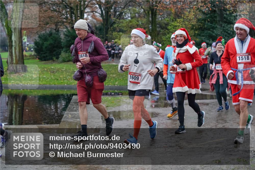 07.12.2025 - St. Pauli X-Mass-Run No. 15 Michael Burmester http://msf.ph/oto/9403490 07.12.2025 10:47:19 Laufen 1610, 15, 1609, 1627, 15, 1518 meine-sportfotos.de