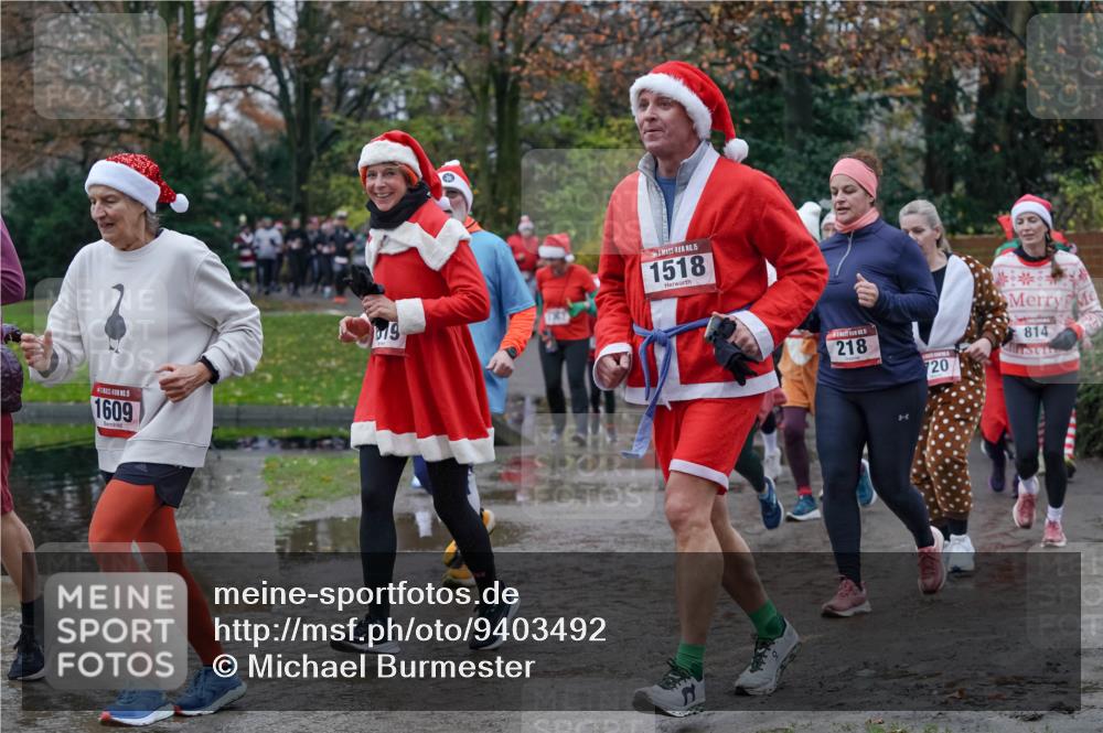 07.12.2025 - St. Pauli X-Mass-Run No. 15 Michael Burmester http://msf.ph/oto/9403492 07.12.2025 10:47:19 Laufen 15, 1609, 19, 15, 1518, 814, 218, 720 meine-sportfotos.de