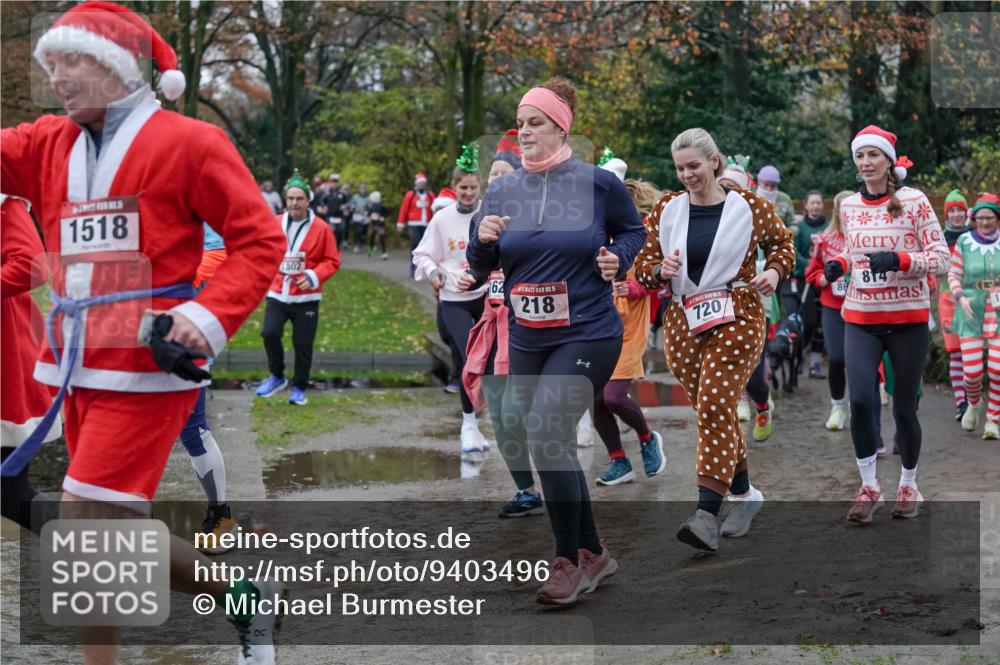 07.12.2025 - St. Pauli X-Mass-Run No. 15 Michael Burmester http://msf.ph/oto/9403496 07.12.2025 10:47:20 Laufen 1518, 1302, 181, 62, 218, 720, 814 meine-sportfotos.de