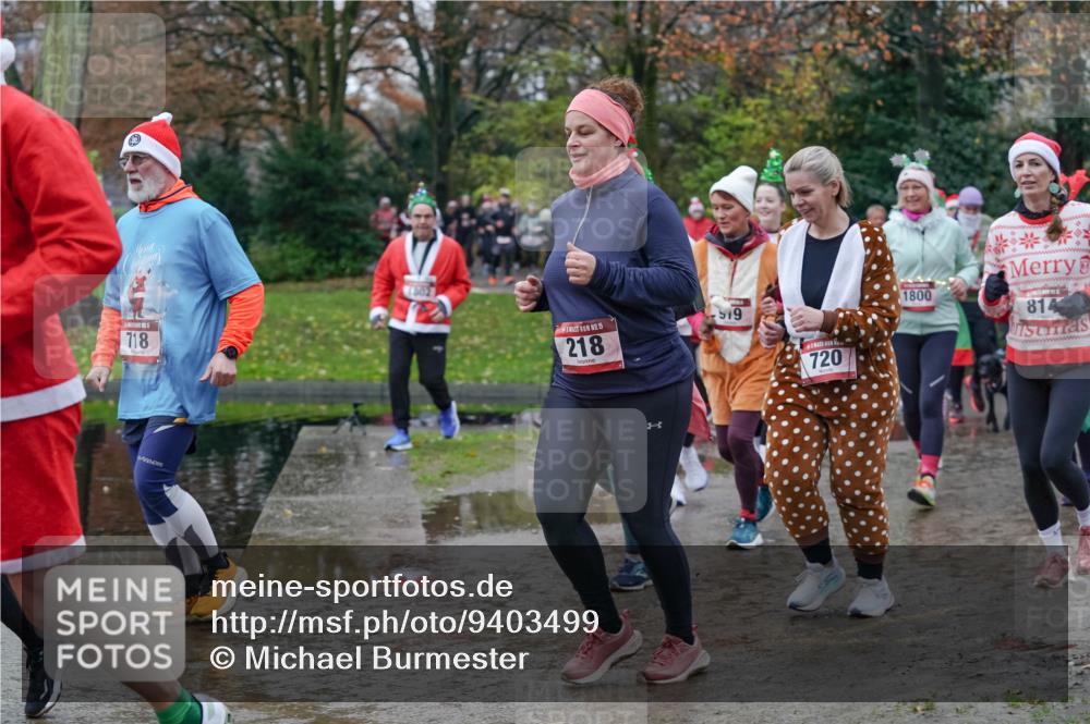 07.12.2025 - St. Pauli X-Mass-Run No. 15 Michael Burmester http://msf.ph/oto/9403499 07.12.2025 10:47:21 Laufen 718, 15, 218, 519, 720, 1800, 814 meine-sportfotos.de