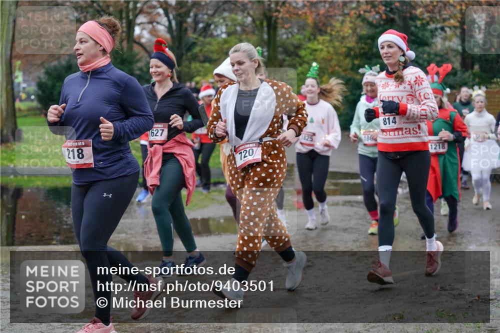 07.12.2025 - St. Pauli X-Mass-Run No. 15 Michael Burmester http://msf.ph/oto/9403501 07.12.2025 10:47:21 Laufen 15, 218, 627, 120, 1825, 186, 814, 1218 meine-sportfotos.de