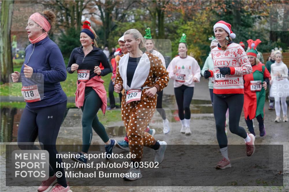 07.12.2025 - St. Pauli X-Mass-Run No. 15 Michael Burmester http://msf.ph/oto/9403502 07.12.2025 10:47:21 Laufen 15, 218, 1627, 120, 104, 1825, 814, 1218 meine-sportfotos.de